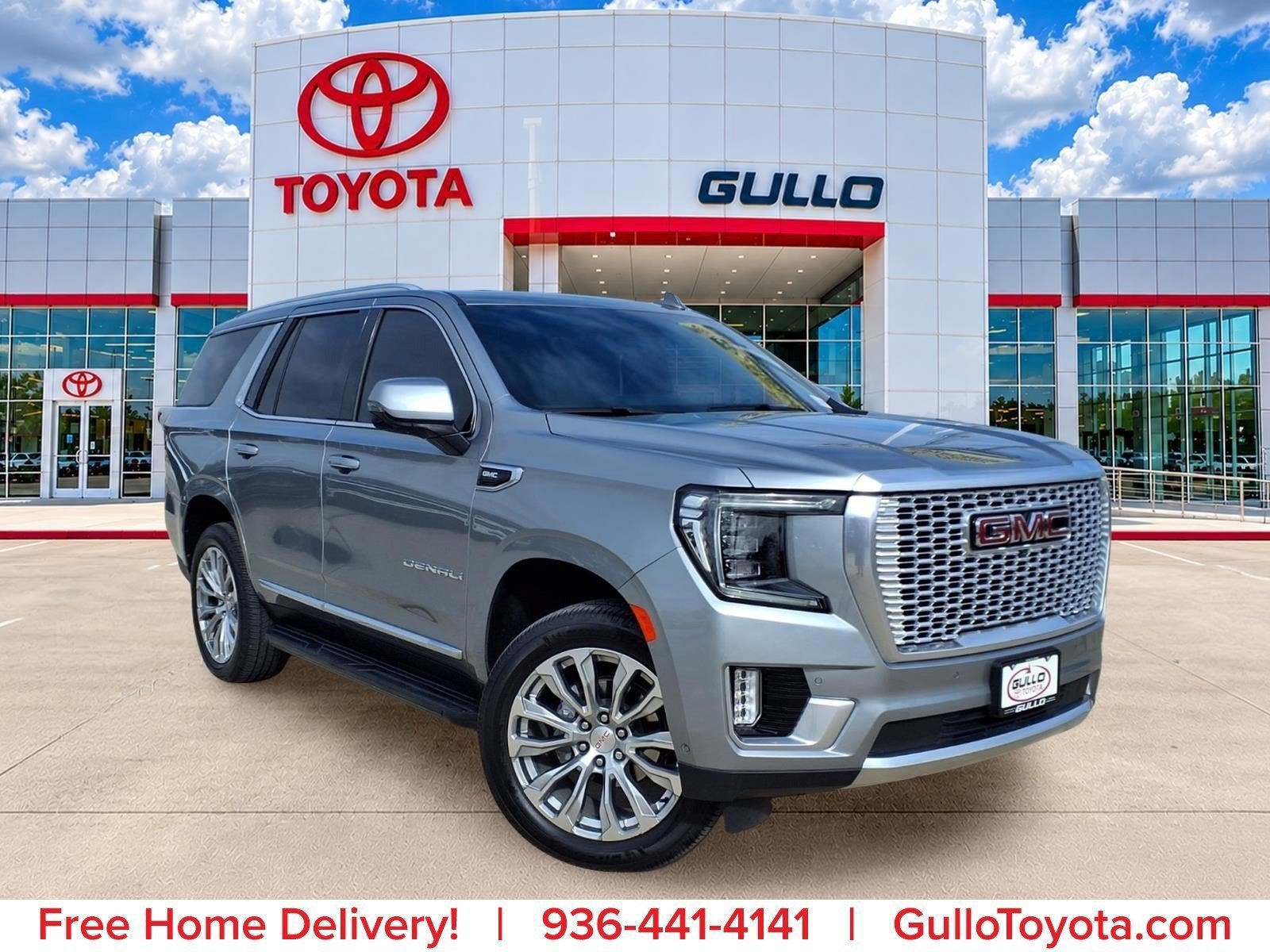 Used 2024 GMC Yukon Denali w/ Advanced Technology Package AWD/4WD image 1