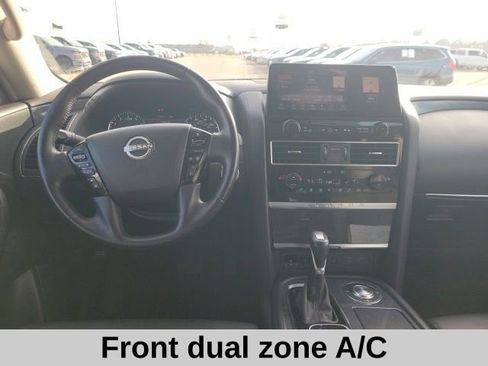Used 2024 Nissan Armada SV image 4