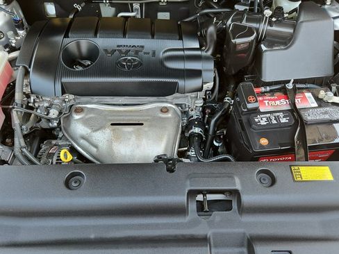 Used 2012 Toyota RAV4 4WD w/ Value Pkg image 22