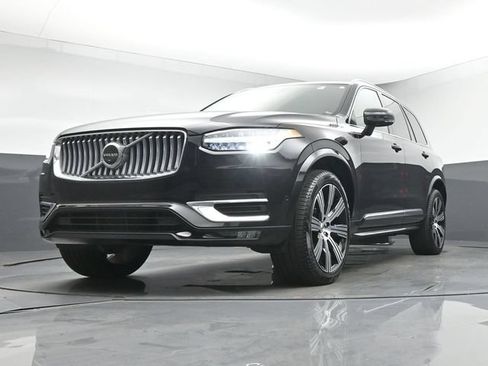 Used 2023 Volvo XC90 B6 Ultimate w/ Protection Package Premier AWD/4WD image 12