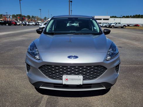 Certified 2022 Ford Escape S image 9