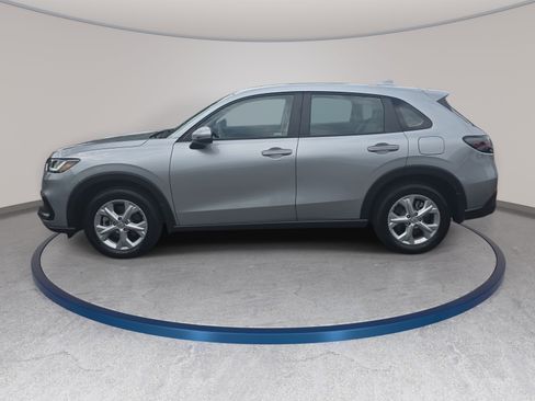 Used 2024 Honda HR-V LX image 8