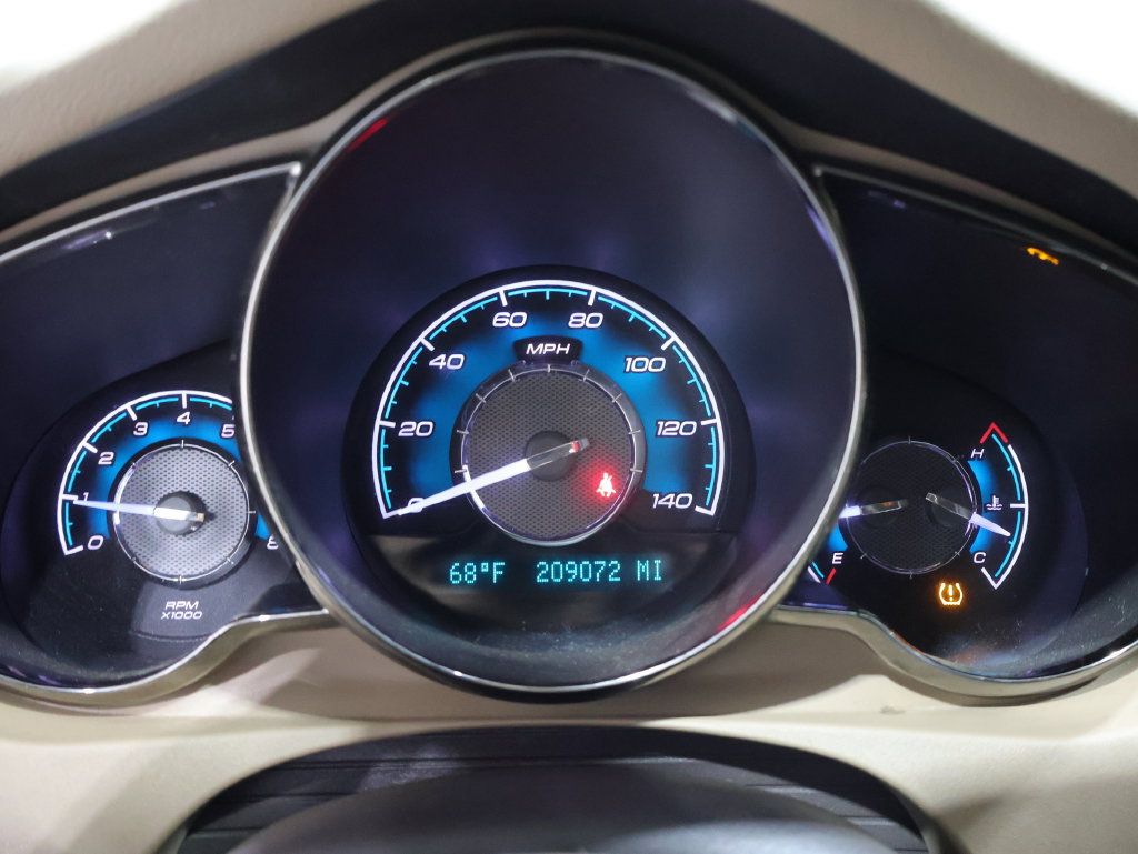 Used 2008 Chevrolet Malibu LTZ FWD image 34