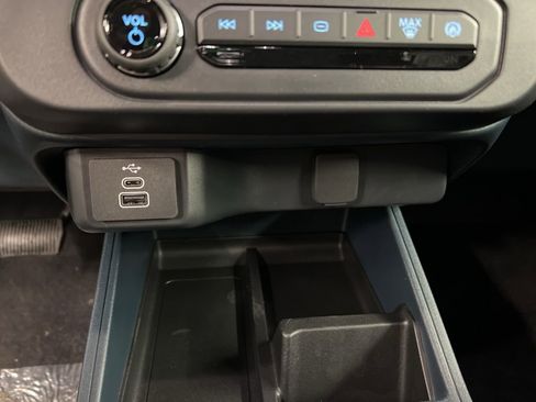 New 2026 Ford Maverick XL image 14