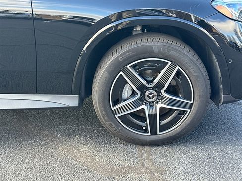 Certified 2025 Mercedes-Benz GLC 300 image 13