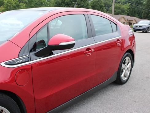 Used 2012 Chevrolet Volt Premium w/ Premium Trim Package FWD image 41