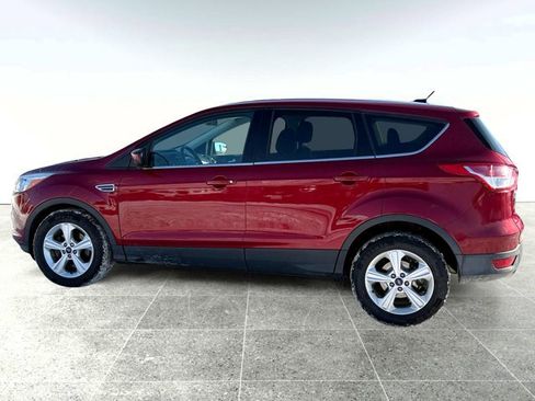Used 2016 Ford Escape SE image 2