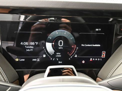 New 2026 GMC Yukon XL Denali Ultimate AWD/4WD image 17