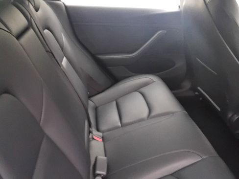 Used 2021 Tesla Model 3 Long Range image 24