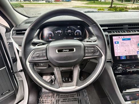 Used 2021 Jeep Grand Cherokee L Limited AWD/4WD image 11