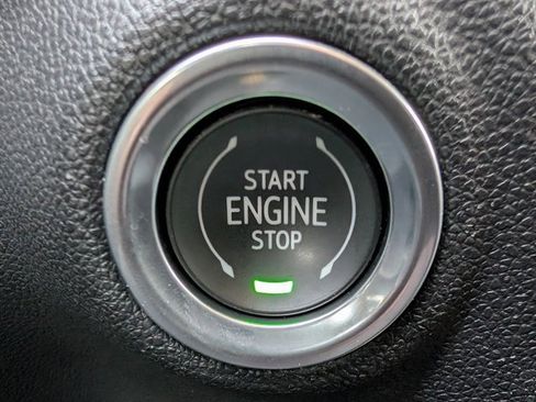 Used 2024 Chevrolet Silverado 1500 Custom image 23