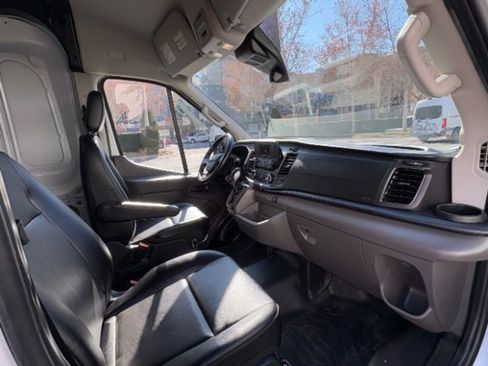 Used 2023 Ford Transit 250 Medium Roof AWD image 17