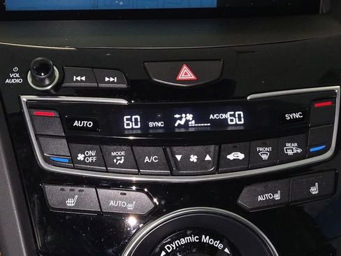 Used 2025 Acura RDX w/ Technology Package image 19