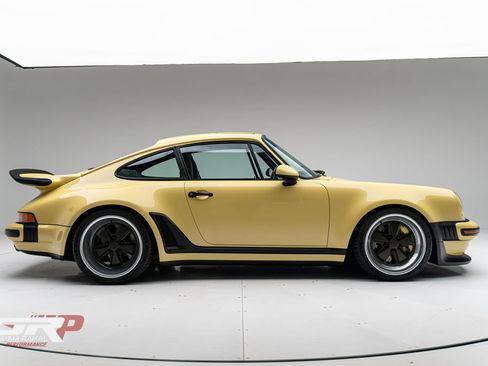 Used 1989 Porsche 911 Carrera 4 AWD/4WD image 2