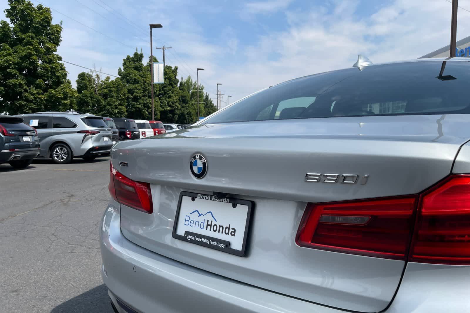 Used 2018 BMW 530i xDrive AWD/4WD image 12