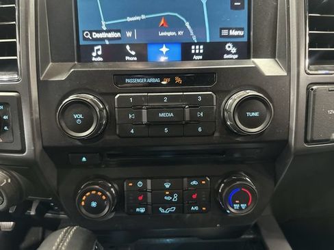 Used 2018 Ford F150 XLT w/ Equipment Group 302A Luxury AWD/4WD image 21