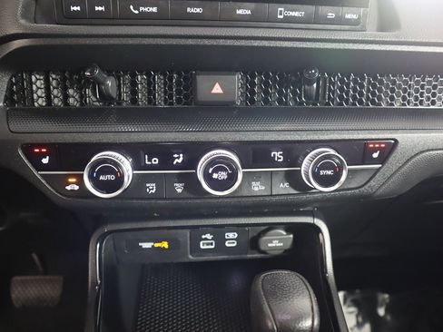 Used 2024 Honda CR-V EX image 48