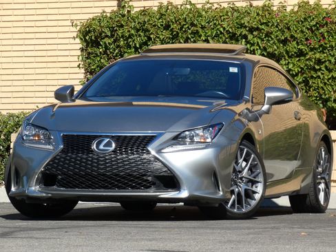 Used 2017 Lexus RC 200t image 4