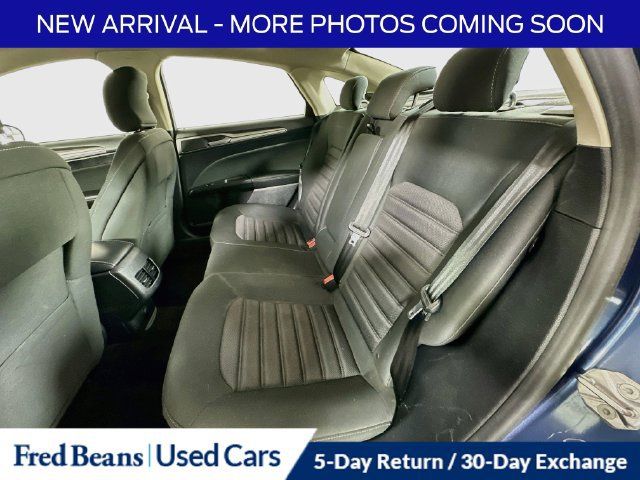 Used 2018 Ford Fusion SE w/ Fusion SE Technology Package FWD image 28