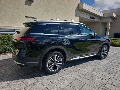 Certified 2026 INFINITI QX60 Luxe w/ Cargo Package FWD image 3