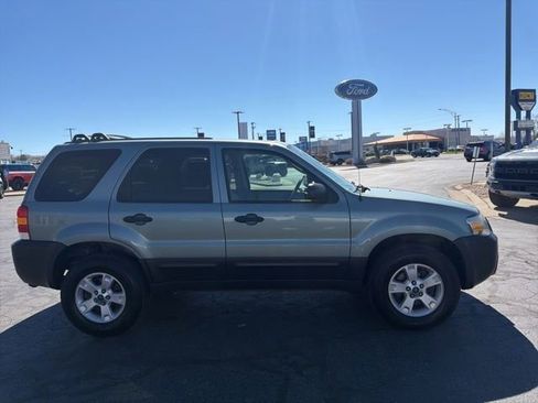 Used 2007 Ford Escape XLT image 4