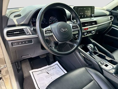 Used 2020 Kia Telluride S AWD/4WD image 11