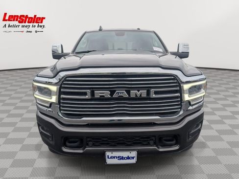Used 2024 RAM 2500 Laramie AWD/4WD image 8