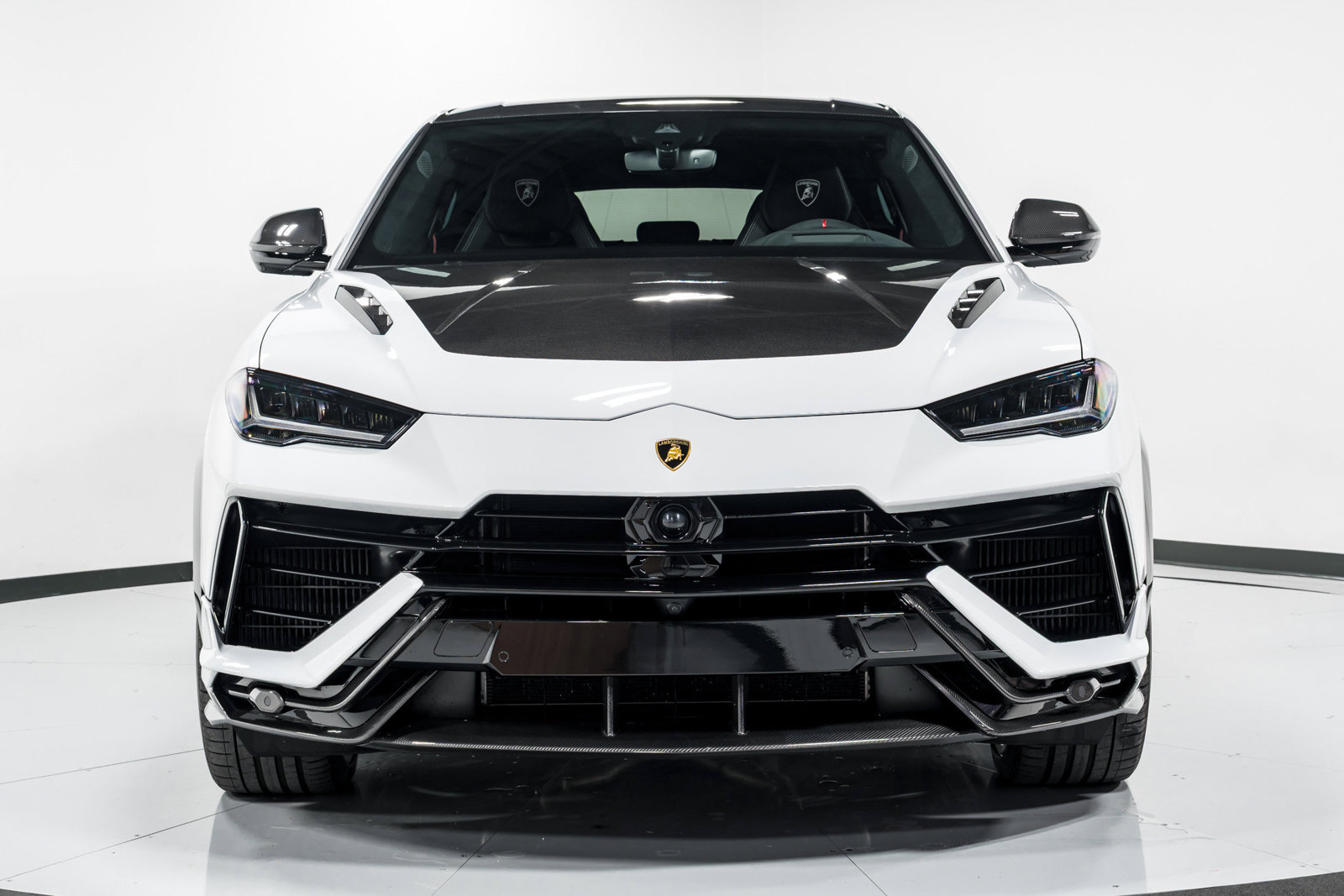 Used 2024 Lamborghini Urus Performante AWD/4WD image 8