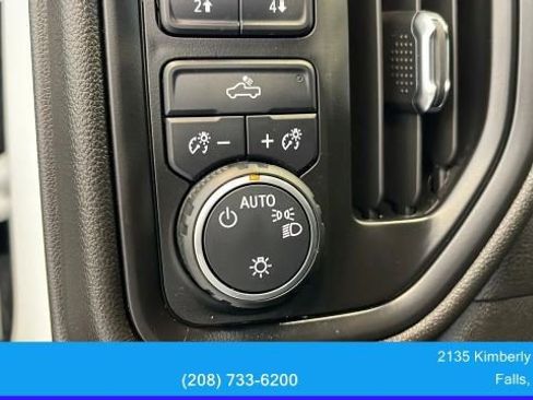 Used 2021 Chevrolet Silverado 1500 Custom Trail Boss w/ LPO, Dark Essentials Package image 16