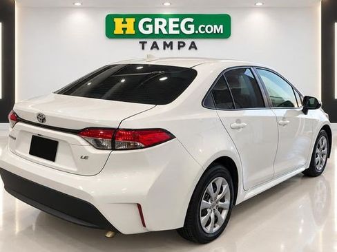 Used 2020 Toyota Corolla LE FWD image 6