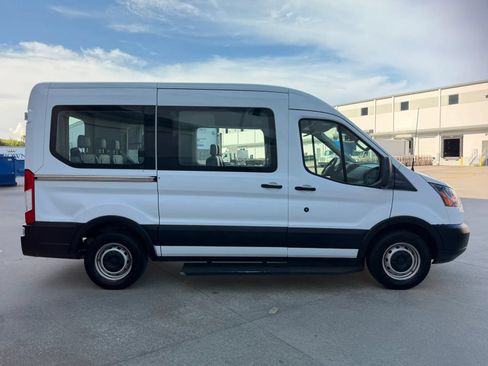 Used 2019 Ford Transit 150 XL RWD image 6