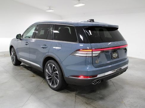 New 2026 Lincoln Aviator Reserve image 6