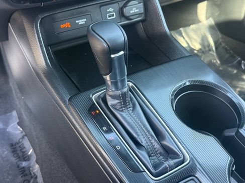 Used 2024 Honda Civic Sport image 25