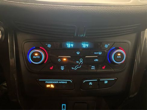 Used 2019 Ford Escape SE image 30