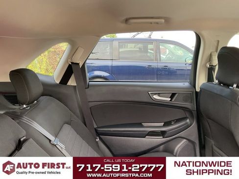 Used 2019 Ford Edge SE FWD image 12