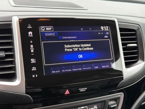 Used 2018 Honda Pilot Touring image 15