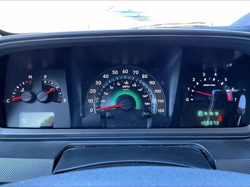 Used 2010 Dodge Journey SXT w/ Navigation & Sound Group I image 25