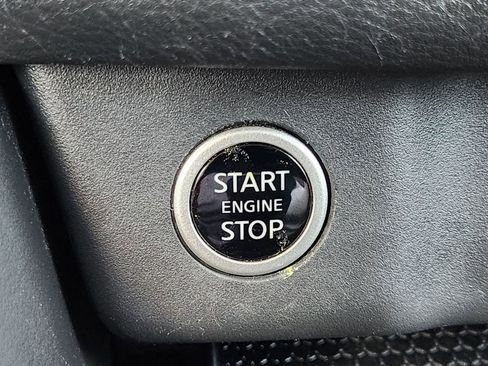 Used 2023 Nissan Rogue SV FWD image 20