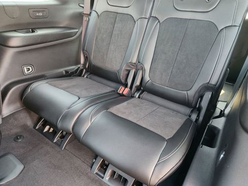 New 2025 Jeep Grand Cherokee L Altitude image 20