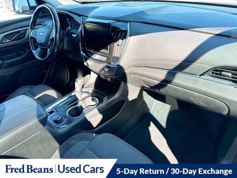 Used 2020 Chevrolet Traverse LT image 29