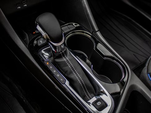 Used 2026 Buick Encore GX Sport Touring w/ Advanced Technology Package image 30