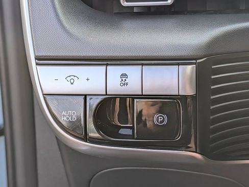 Certified 2024 Hyundai Ioniq 5 SE RWD image 31
