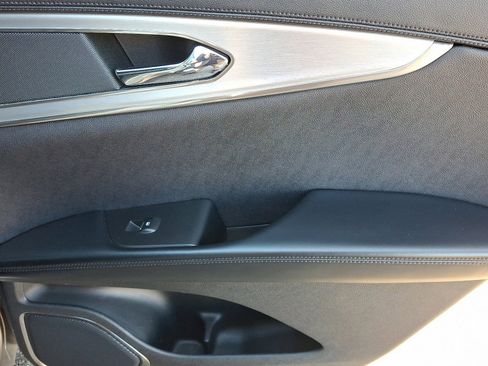 Used 2016 Lincoln MKX Premiere image 14