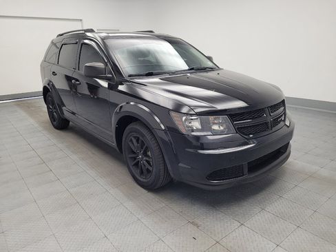 Used 2020 Dodge Journey SE w/ SE Popular Equipment Group FWD image 13