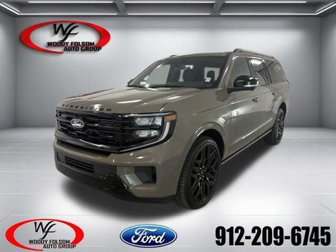 New 2026 Ford Expedition Max Platinum AWD/4WD image 1