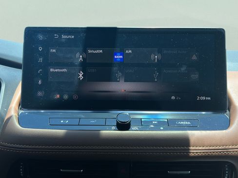 Used 2024 Nissan Rogue Platinum FWD image 21