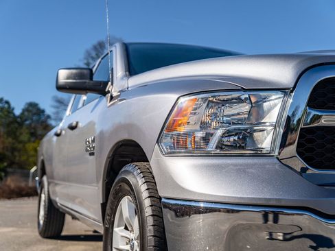 Used 2024 RAM 1500 Classic SLT image 10