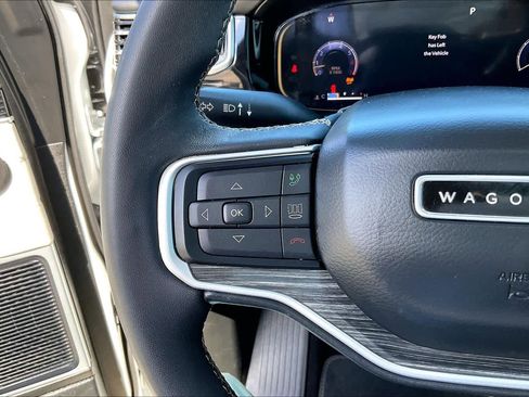 Used 2022 Jeep Wagoneer Series II w/ Premium Group I RWD image 20