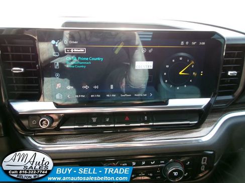 Used 2024 Chevrolet Silverado 2500 LT w/ Convenience Package image 14