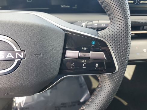 Certified 2025 Nissan Ariya FWD image 21